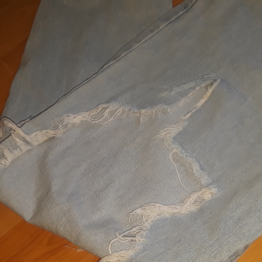 Forever 21 Blue Ripped Jeans - Picture 2 of 4